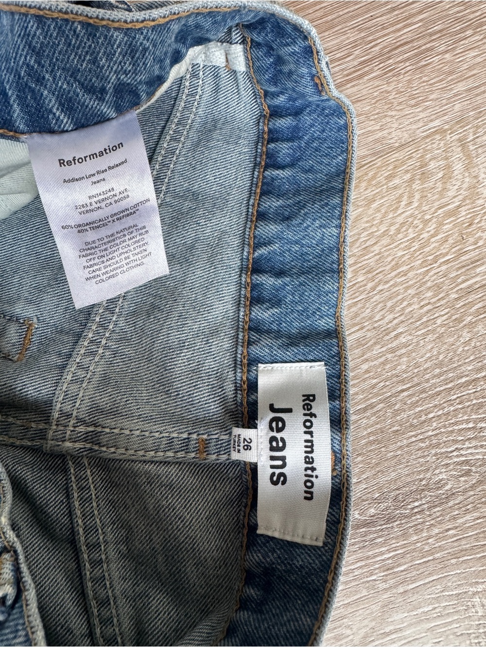 Reformation Jeans addison low rise relaxed 26 maldives wash - Picture 6 of 7